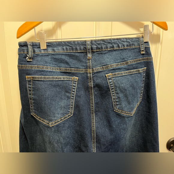 Blue Identity 16W Straight Leg/Skinny 5-pocket Jeans, dark blue wash - Picture 8 of 9